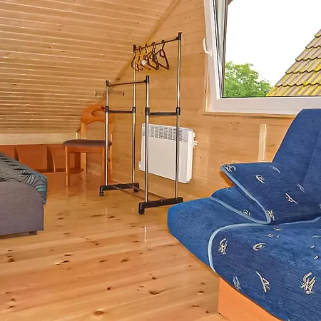 Dom wakacyjny 2 Bedroom Nice Home In Jezierzany Jezierzany