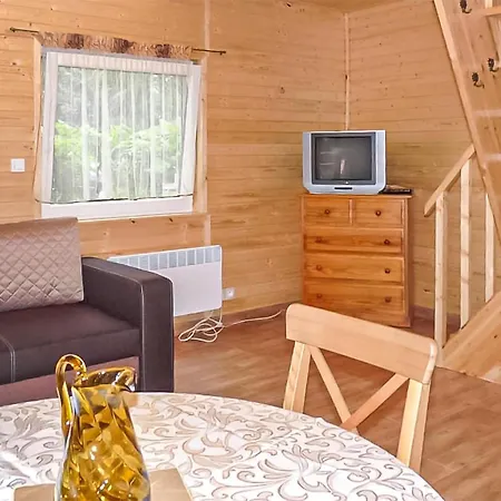 2 Bedroom Nice Home In Jezierzany Jezierzany